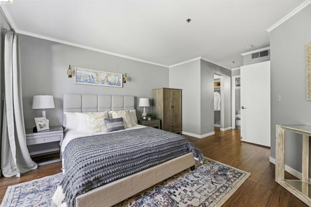 Image 10 of 38 For 535 Pierce 5203