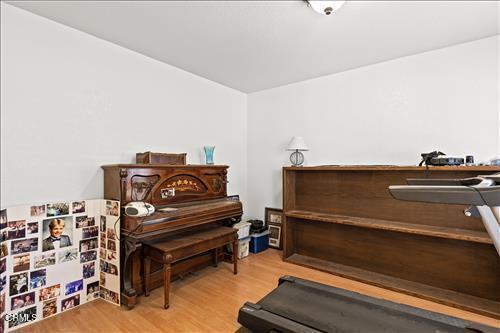 Detail Gallery Image 5 of 34 For 22820 Mariposa Rd, Tehachapi,  CA 93561 - 3 Beds | 2 Baths