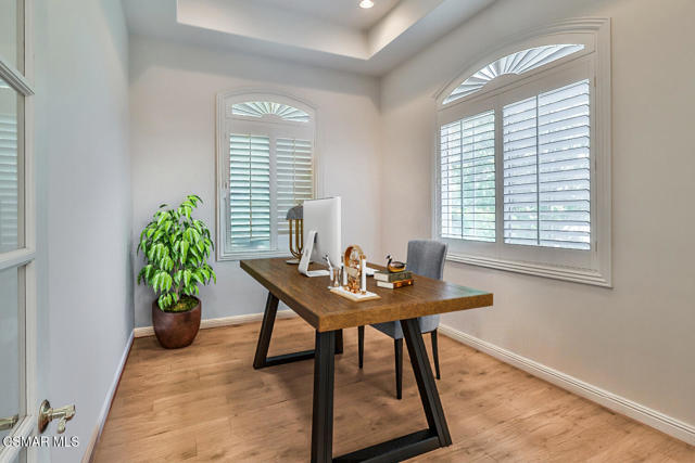 11275 Watson Drive, Moorpark CA: https://media.crmls.org/mediaz/b00947bf-4763-4ad6-9b5c-03b9489052aa.jpg