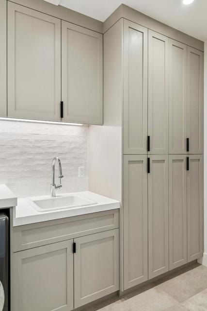 717 Vernal Way, Redwood City CA: https://media.crmls.org/mediaz/b00a8ed8-18e6-4cf6-8363-c4b46bb3e7e1.jpg
