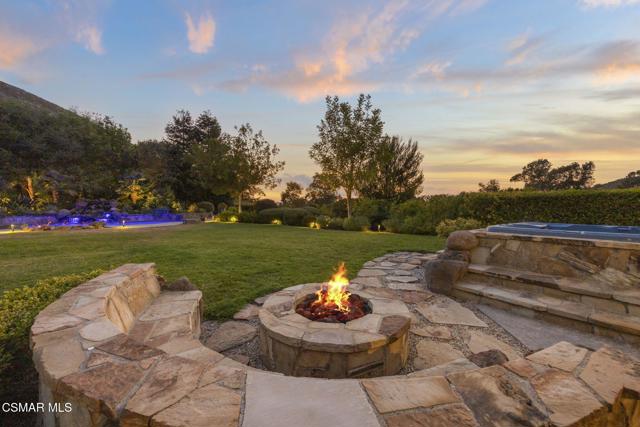 4988 Read Road, Moorpark CA: https://media.crmls.org/mediaz/b00ae97a-13dd-4f50-924c-edd545bb08fe.jpg
