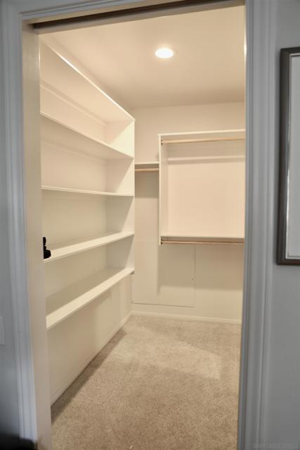 1682 Circa Del Lago, San Marcos CA: https://media.crmls.org/mediaz/b00aef8b-130d-4e6b-934c-7bab633bf439.jpg