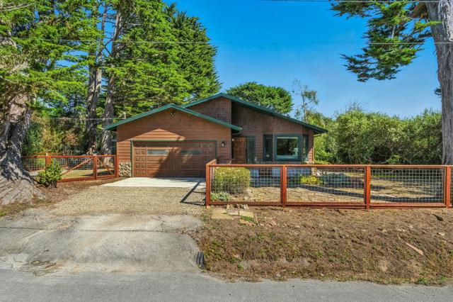 430 Marine Boulevard, Moss Beach CA: https://media.crmls.org/mediaz/b00cf7e8-1a2f-4ec4-8e28-0d12c98d6424.jpg