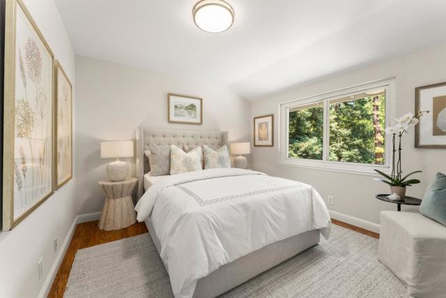 801 Allardice Way, Stanford CA: https://media.crmls.org/mediaz/b00d0d61-52e7-4b3d-9af6-a92360c31342.jpg