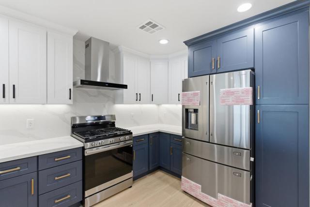 560 El Camino Real, San Carlos CA: https://media.crmls.org/mediaz/b00d1d94-b6b2-42ee-8808-09b0ed4c979e.jpg