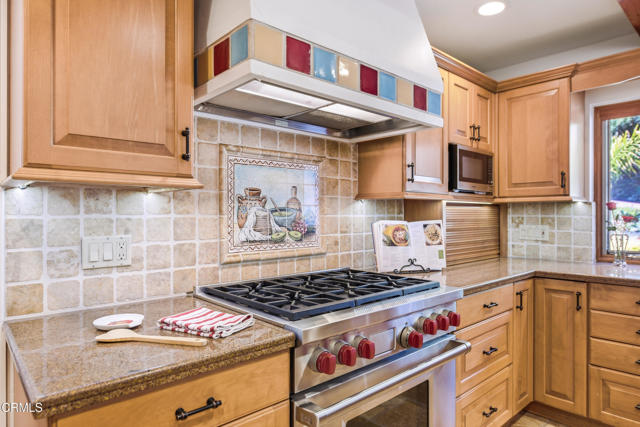 Detail Gallery Image 16 of 53 For 644 Camino De Celeste, Thousand Oaks,  CA 91360 - 4 Beds | 3/1 Baths