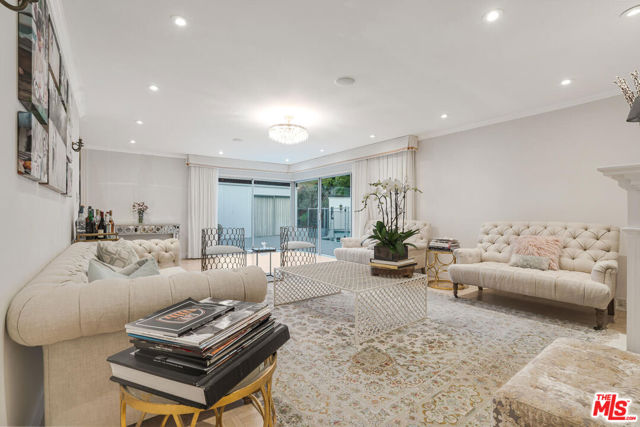 Drew Fenton | 936 Chantilly Road Los Angeles CA | MLS: 7576293