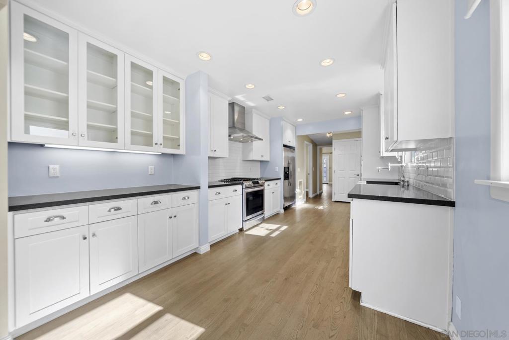 MLS #250041479SD image #7