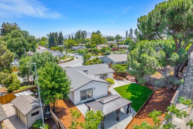 112 Lockwood, Pleasant Hill CA: https://media.crmls.org/mediaz/b00e6e7b-4908-4fb9-89a4-2b86a9eff0b7.jpg