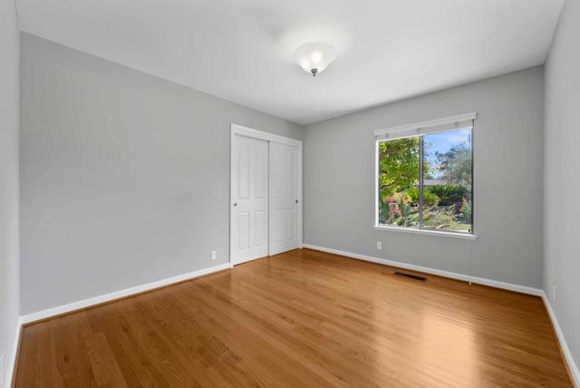 7175 Red Holly Court, San Jose CA: https://media.crmls.org/mediaz/b00f0d87-67c1-4db4-bde3-608a65eac1b8.jpg