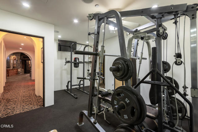 Detail Gallery Image 37 of 72 For 5065 Indianola Way, La Canada Flintridge,  CA 91011 - 5 Beds | 5/2 Baths