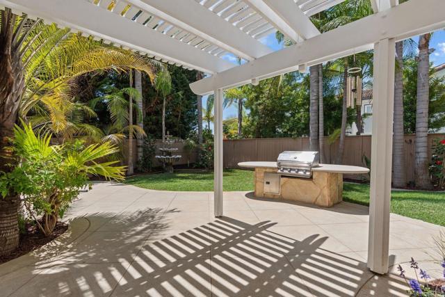 3463 Corte Fresa, Carlsbad CA: https://media.crmls.org/mediaz/b00feb1b-bdde-4d84-bdb9-031c5ccf67ca.jpg