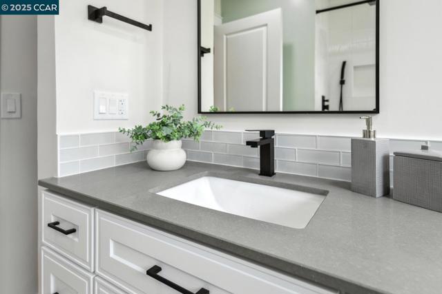 3115 Ebano Dr, Walnut Creek CA: https://media.crmls.org/mediaz/b010fa1b-4326-4e66-8df8-2a54343a6061.jpg