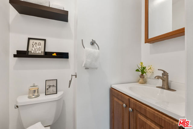 7601 Dunfield Avenue, Los Angeles CA: https://media.crmls.org/mediaz/b0117672-3ec0-48fd-937a-1f2a1c5b9eb3.jpg
