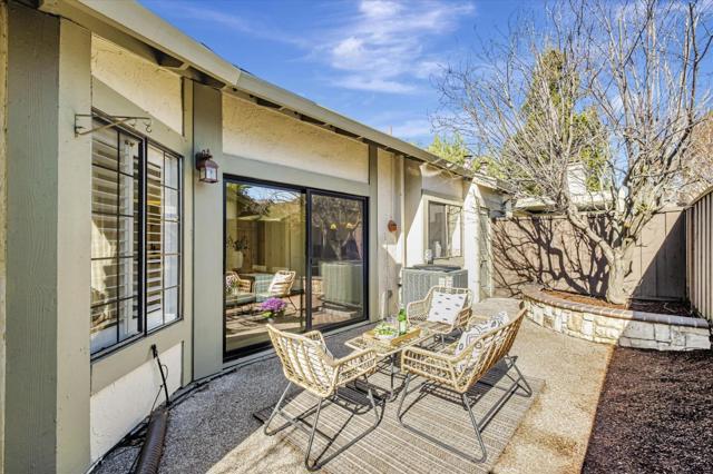 4160 Tanager, Fremont CA: https://media.crmls.org/mediaz/b011f927-6e54-4197-853b-4b8118090273.jpg