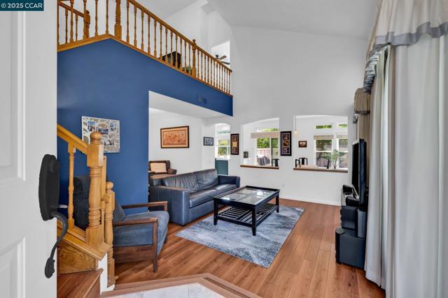 214 S Wildwood, Hercules CA: https://media.crmls.org/mediaz/b0145b6c-bbb7-493c-aff0-1c3056c7fe9f.jpg