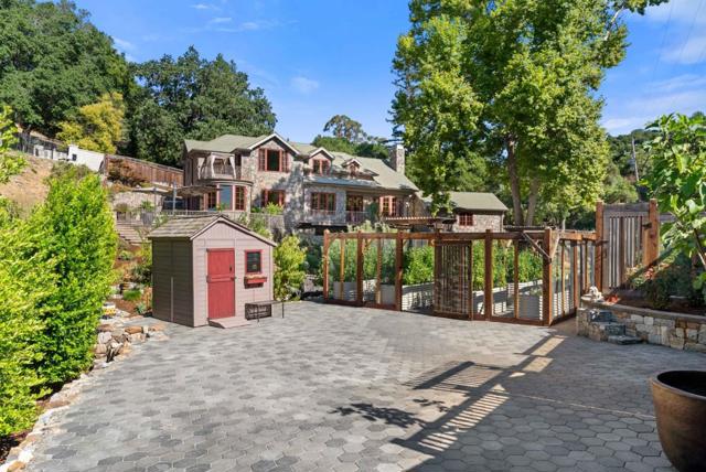 15985 Shannon Road, Los Gatos CA: https://media.crmls.org/mediaz/b014a1c6-89e5-4b08-8613-a09eed69ed78.jpg