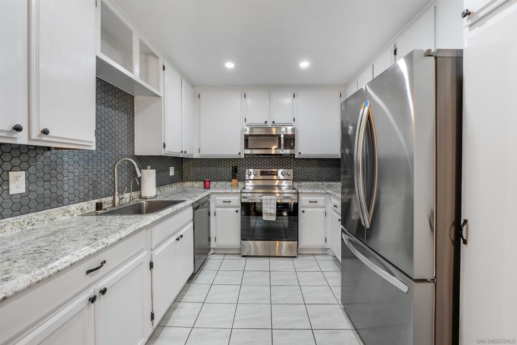 6747 Friars Road - photo 10