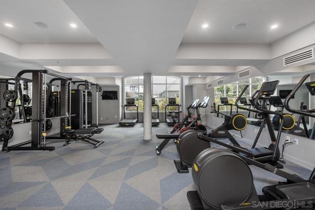 1562 Camino Del Mar, Del Mar CA: https://media.crmls.org/mediaz/b016492f-d0b1-4a6b-b6b4-6dc5ec3295f5.jpg