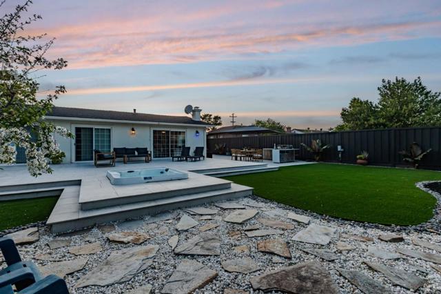2924 Vivian Lane, San Jose CA: https://media.crmls.org/mediaz/b0167aeb-e354-439a-8579-c50aafe056db.jpg