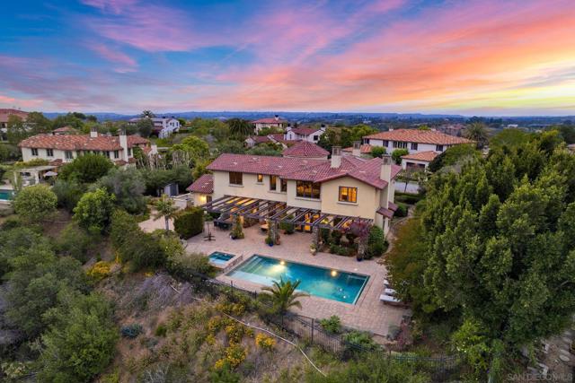 7727 Via Zafiro, San Diego CA: https://media.crmls.org/mediaz/b017c944-5304-4341-ad09-9780ad1d661f.jpg