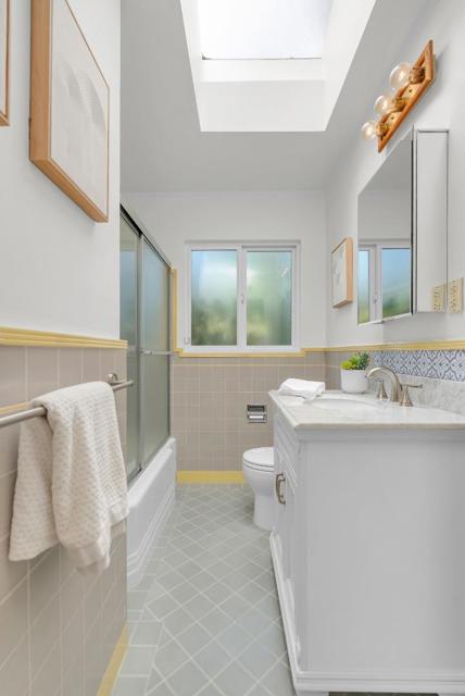 1249 Marilyn Court, Mountain View CA: https://media.crmls.org/mediaz/b017fa47-8faa-405b-9518-18200de5fa97.jpg