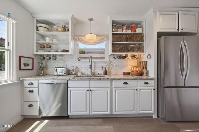 310 N Fulton Street, Ojai CA: https://media.crmls.org/mediaz/b0183540-9340-484f-b86e-29d005077d7b.jpg