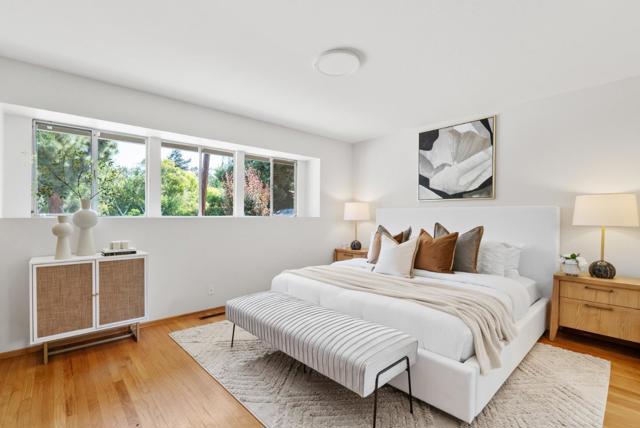 2050 Wooded Glen Drive, Los Altos CA: https://media.crmls.org/mediaz/b01a658d-c3d9-4184-9798-7772d704ebf1.jpg
