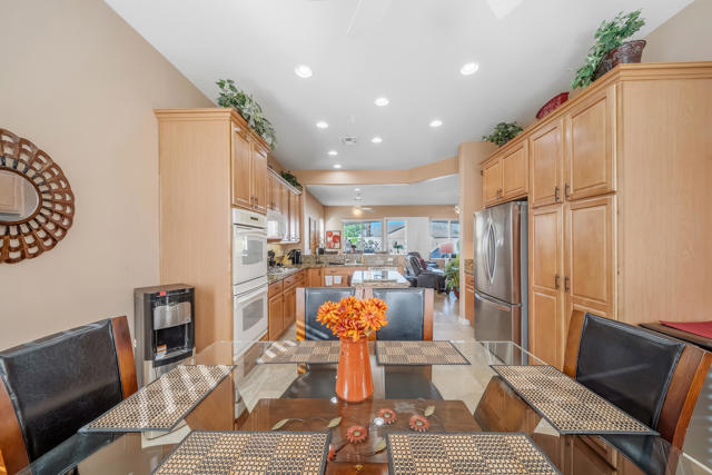 80600 Avenida Santa Carmen, Indio CA: https://media.crmls.org/mediaz/b01aaa88-f06a-4f9d-9f0e-5756f5d254d6.jpg