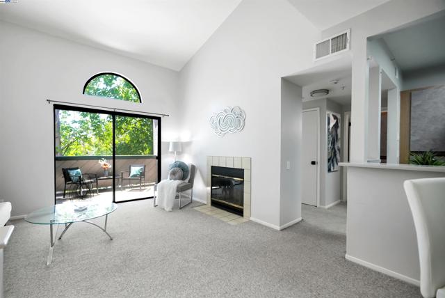 25850 Kay Ave, Hayward CA: https://media.crmls.org/mediaz/b01ad70e-4014-4723-b4cb-53d35efcfb5e.jpg