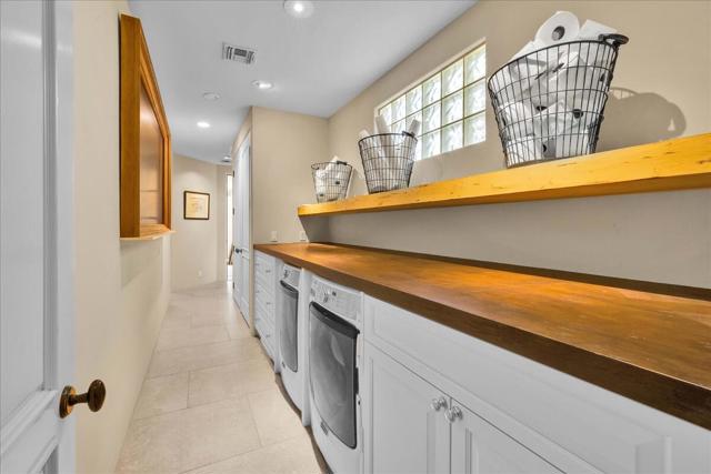 48385 Vista Calico, La Quinta CA: https://media.crmls.org/mediaz/b01aed78-1694-4e22-9f3f-061aa0ada117.jpg