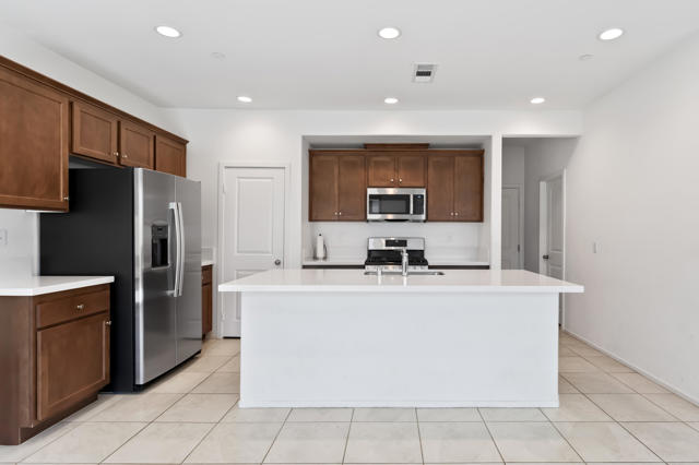 31445 Wieck Road, Winchester CA: https://media.crmls.org/mediaz/b01b5a9d-ceb7-481a-bc7d-41afd5752da6.jpg