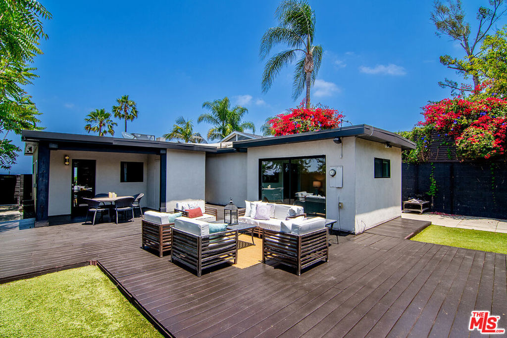 3838 Buena Park DriveStudio City img 37