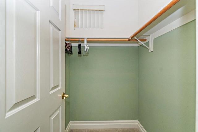 Image 18 of 39 For 45703 Spyglass Hill Street
