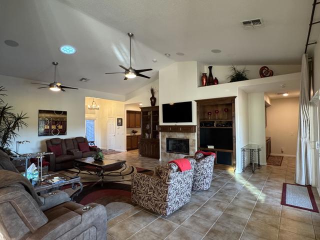 45187 Crystal Springs Drive, Indio CA: https://media.crmls.org/mediaz/b01f70b1-6f24-4433-8762-c064f222e7ba.jpg