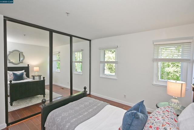 3279 Mt Diablo Ct, Lafayette CA: https://media.crmls.org/mediaz/b0202172-6796-462e-a90f-db4d1f3d27b7.jpg