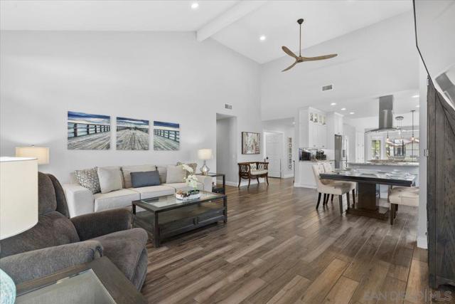 16263 Via Embeleso, San Diego CA: https://media.crmls.org/mediaz/b0209c15-bbd5-4c5f-8d56-c802e3e505bf.jpg