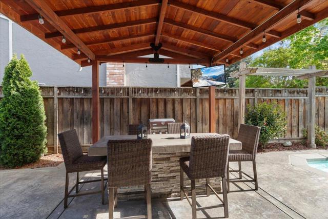 670 Roble Drive, Morgan Hill CA: https://media.crmls.org/mediaz/b020f7a6-4be9-41ea-b43c-48f4f7ee0886.jpg