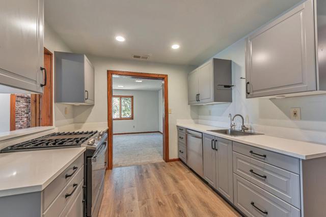 3748 Baldwin Drive, Placerville CA: https://media.crmls.org/mediaz/b021923c-82de-4c78-a489-45b72a801dc7.jpg