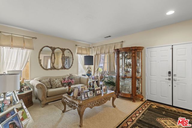 33716 Salvia Lane, Murrieta CA: https://media.crmls.org/mediaz/b021fb34-7e1d-48f4-9739-6d5a3fb4fdea.jpg