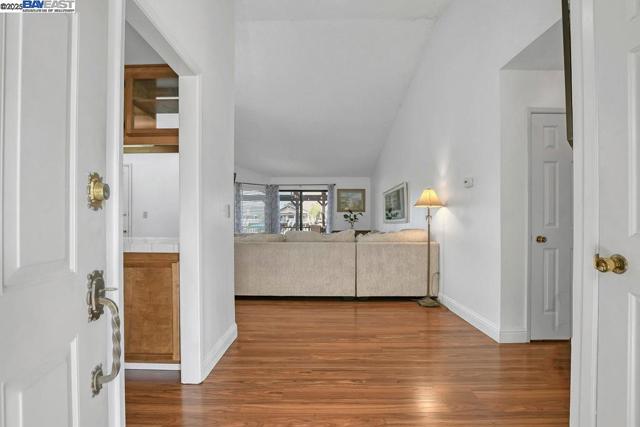 4691 Spinnaker Way, Discovery Bay CA: https://media.crmls.org/mediaz/b022f9be-d712-4b96-8342-ab0cb22767d1.jpg