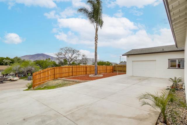 824 PARAISO AVE, Spring Valley CA: https://media.crmls.org/mediaz/b023078a-e88f-4210-84ae-e09d67e15adb.jpg