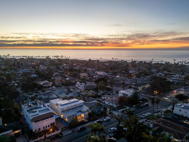 4563 Point Loma Ave, San Diego CA: https://media.crmls.org/mediaz/b02315b5-2a5a-471c-b8a9-abafdf385993.jpg