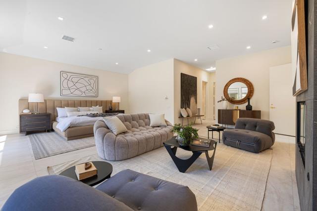 9 Regency Drive, Rancho Mirage CA: https://media.crmls.org/mediaz/b0233d4c-030c-459a-b69e-adb15305b8ba.jpg