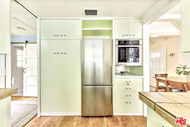6182 Glen Oak Street, Los Angeles CA: https://media.crmls.org/mediaz/b026733d-ef5e-4345-9d32-1fe86045b92e.jpg