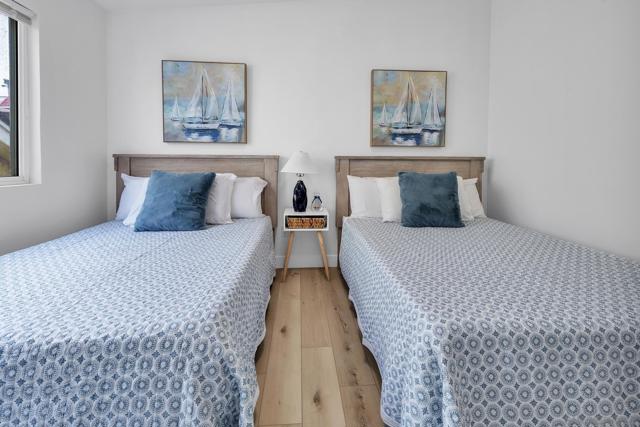1123 25 S Pacific Street, Oceanside CA: https://media.crmls.org/mediaz/b0277cb6-9748-4ad9-b7a9-9fb4d77b79b9.jpg