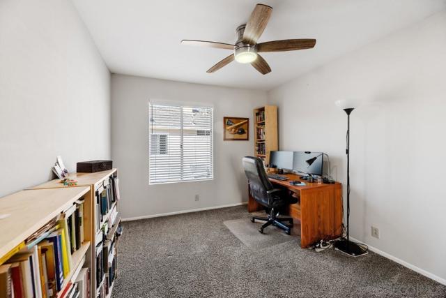 3731 Caminito Carmel Lndg, San Diego CA: https://media.crmls.org/mediaz/b02782c2-c614-4652-a9cb-2156ee2d42f4.jpg