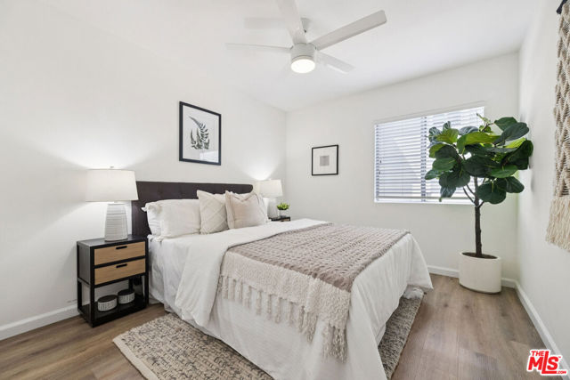 5003 Stoney Creek Road, Culver City CA: https://media.crmls.org/mediaz/b027af06-e32f-473c-bc17-950cef02d3ff.jpg