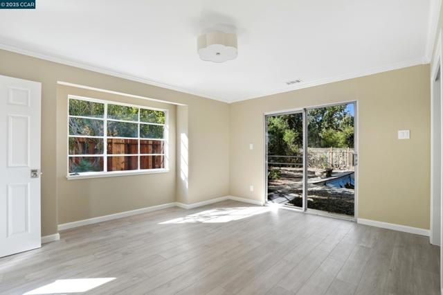 1016 Stone Valley Rd, Alamo CA: https://media.crmls.org/mediaz/b027be79-2e3c-4d0f-8c86-fd7f6ca4b652.jpg