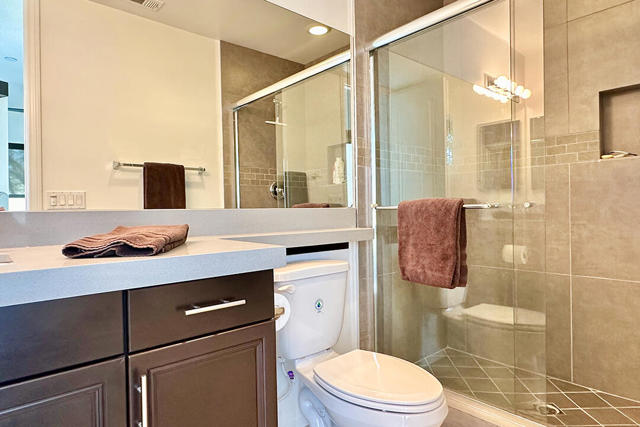 1247 Oro, Palm Springs CA: https://media.crmls.org/mediaz/b027ef2e-f7e9-41b1-8e15-39898693c3c8.jpg